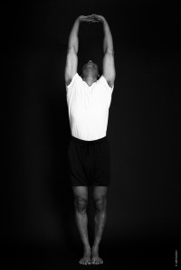 Fondation - Urdhva Hastasana
